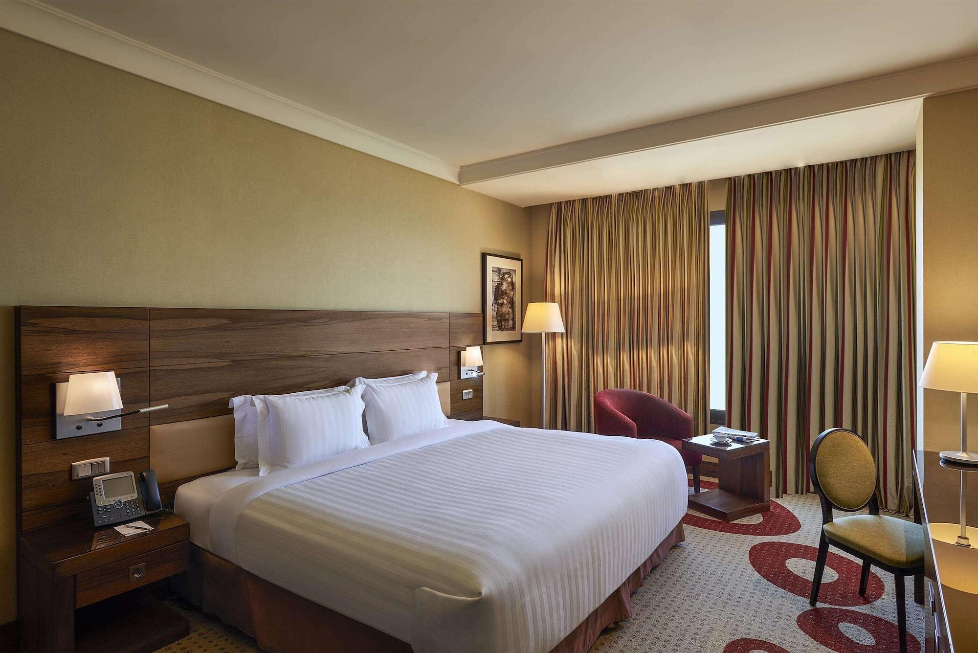 Safir Fintas Hotel Kuwait Kuwait City Exterior foto